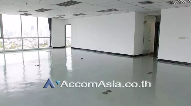 5  Office Space For Rent in Sukhumvit ,Bangkok BTS Ekkamai at 42 Tower AA16504